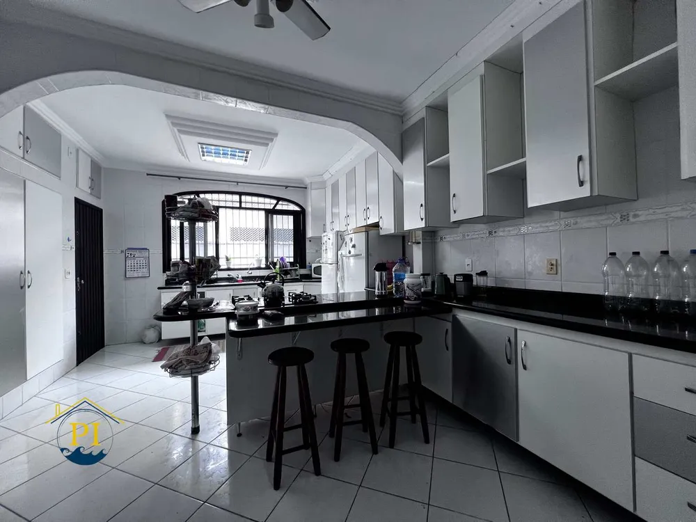 Casa, 4 quartos, 350 m² - Foto 4