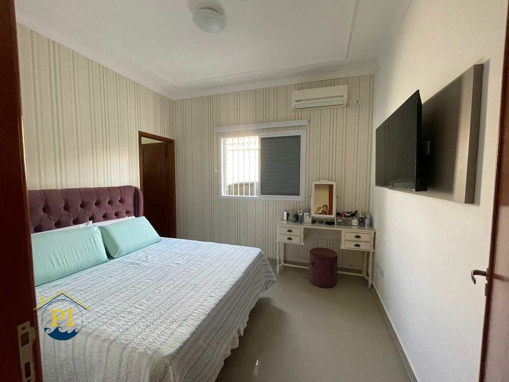Casa, 4 quartos, 223 m² - Foto 1