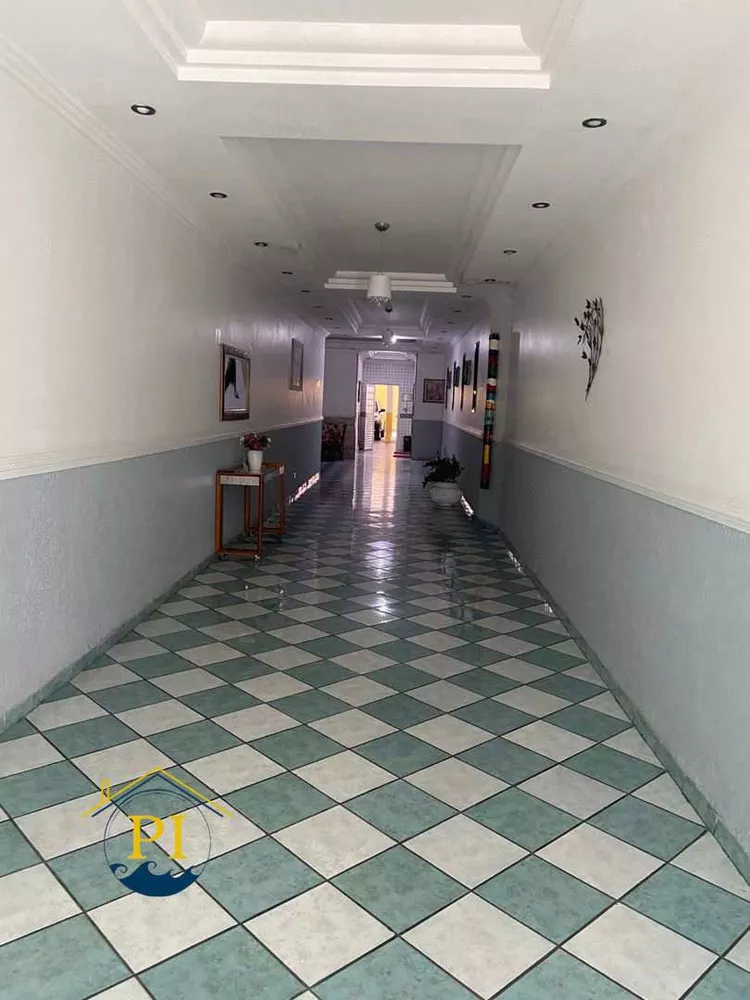 Cobertura à venda com 3 quartos, 180m² - Foto 1