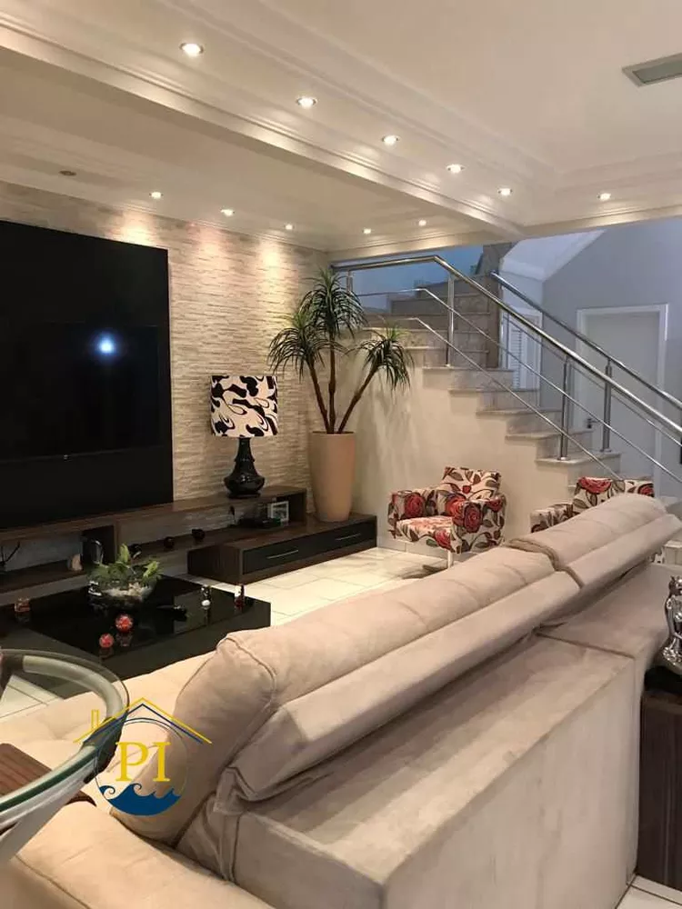 Casa, 4 quartos, 172 m² - Foto 1