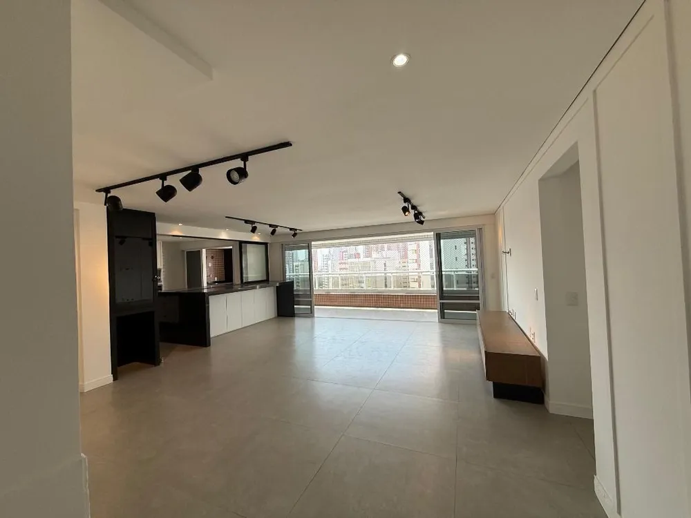 Apartamento, 4 quartos, 204 m² - Foto 1