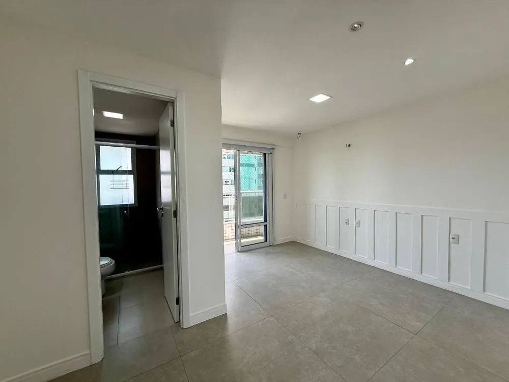 Apartamento, 4 quartos, 204 m² - Foto 2
