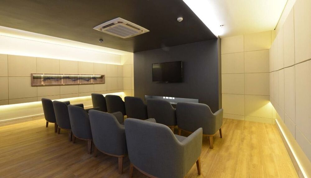 Apartamento à venda com 4 quartos, 225m² - Foto 3