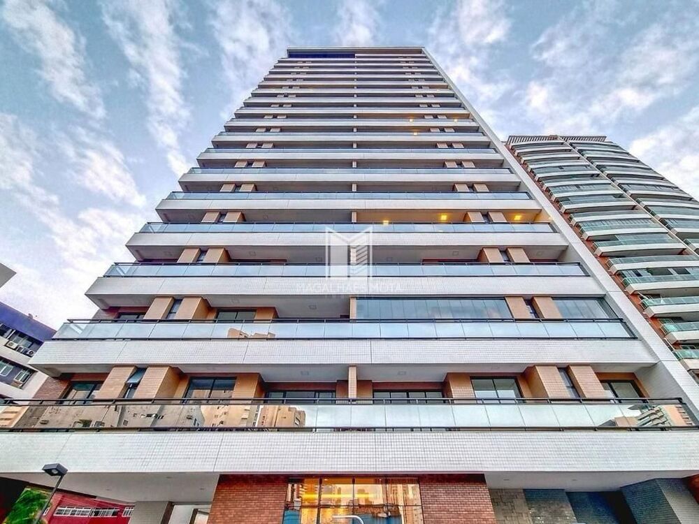 Apartamento à venda com 3 quartos, 107m² - Foto 1