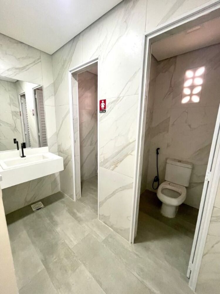 Casa à venda com 4 quartos, 145m² - Foto 4