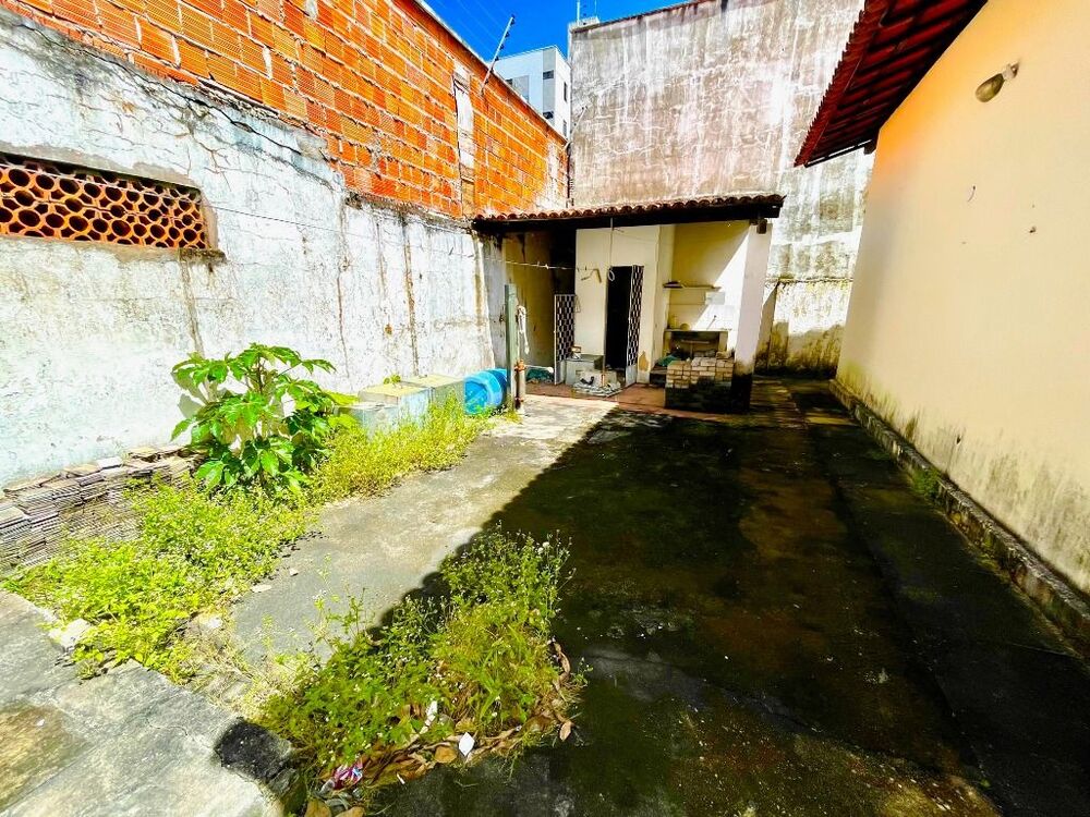 Casa à venda com 4 quartos, 145m² - Foto 3