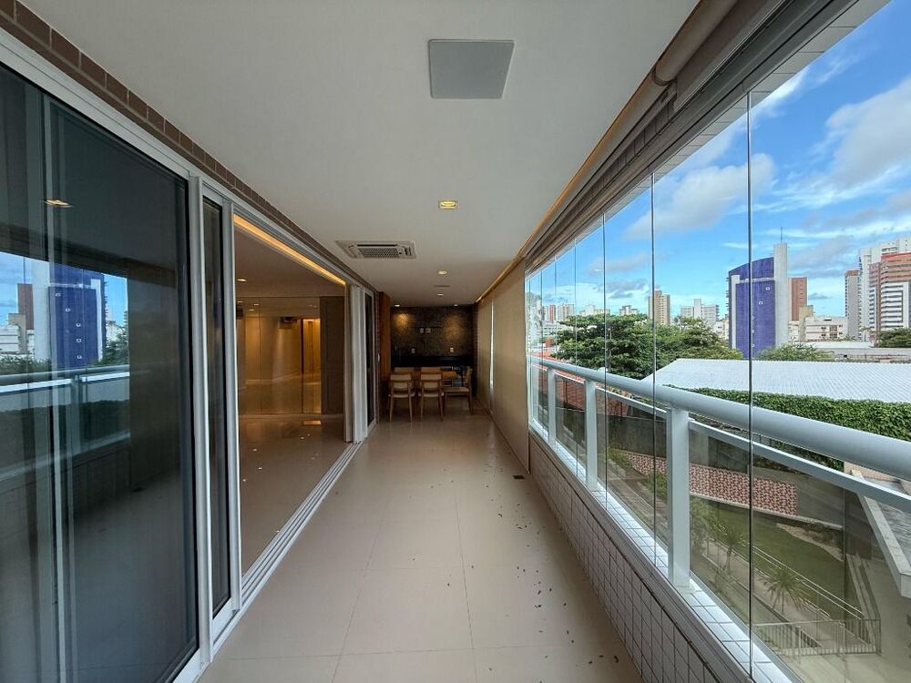 Apartamento, 4 quartos, 204 m² - Foto 2