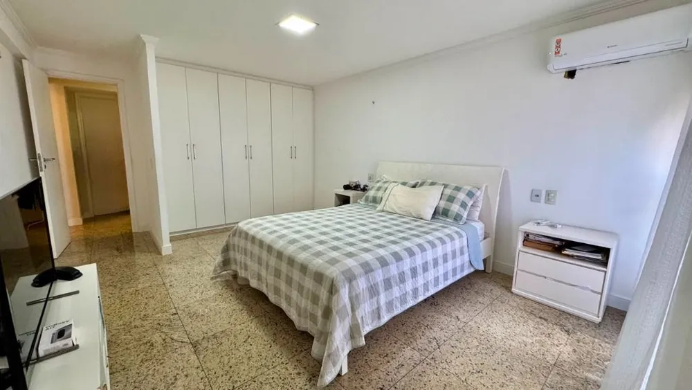 Apartamento, 3 quartos, 160 m² - Foto 1