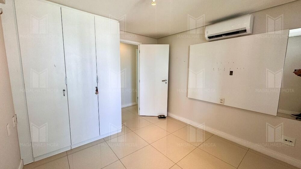 Apartamento à venda com 3 quartos, 165m² - Foto 8