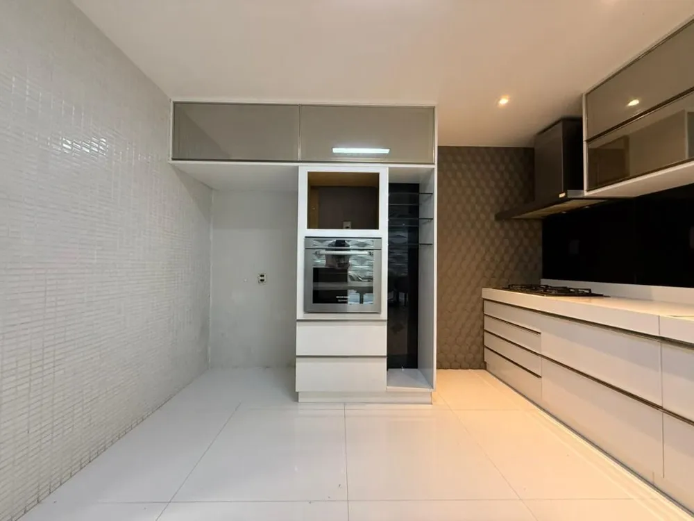 Casa, 3 quartos, 234 m² - Foto 7