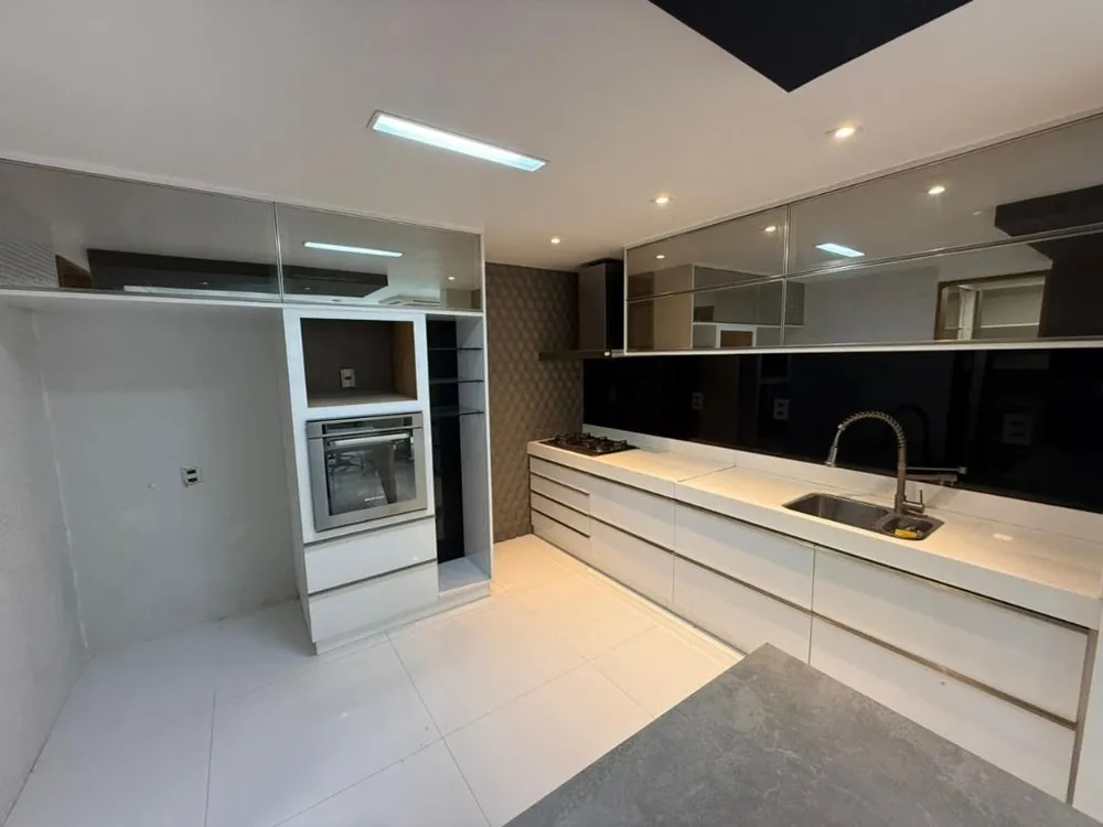 Casa, 3 quartos, 234 m² - Foto 6