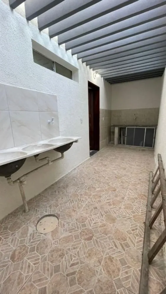 Casa, 4 quartos, 240 m² - Foto 11