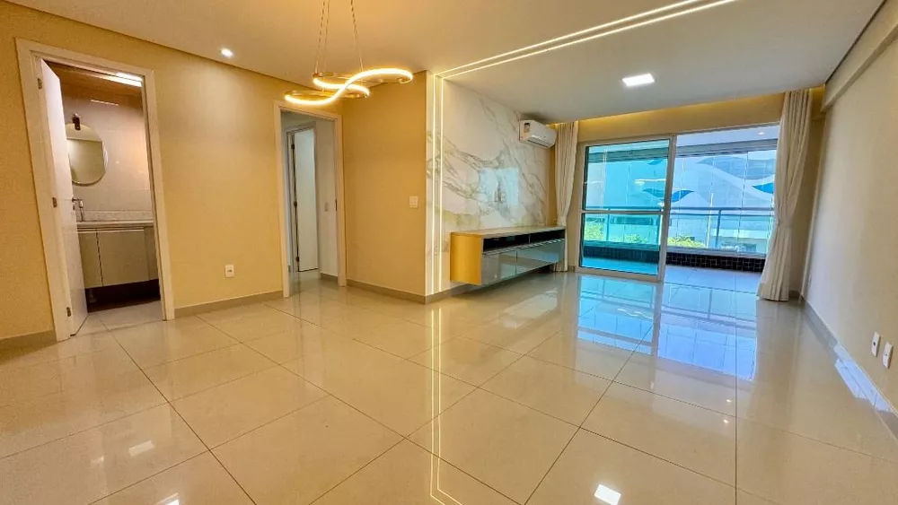 Apartamento à venda com 3 quartos, 139m² - Foto 2