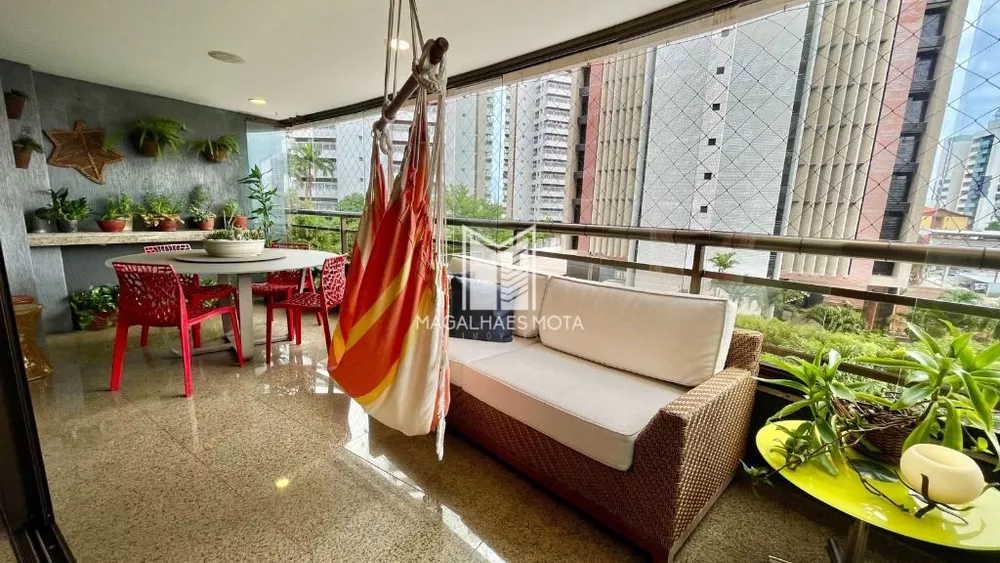 Apartamento à venda com 4 quartos, 210m² - Foto 5