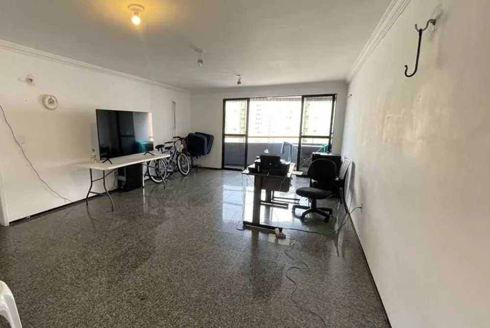 Apartamento à venda com 3 quartos, 129m² - Foto 2