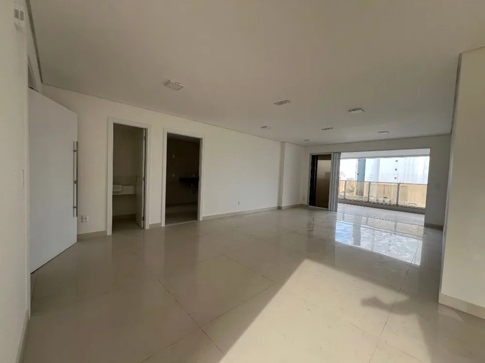 Apartamento, 4 quartos, 231 m² - Foto 2