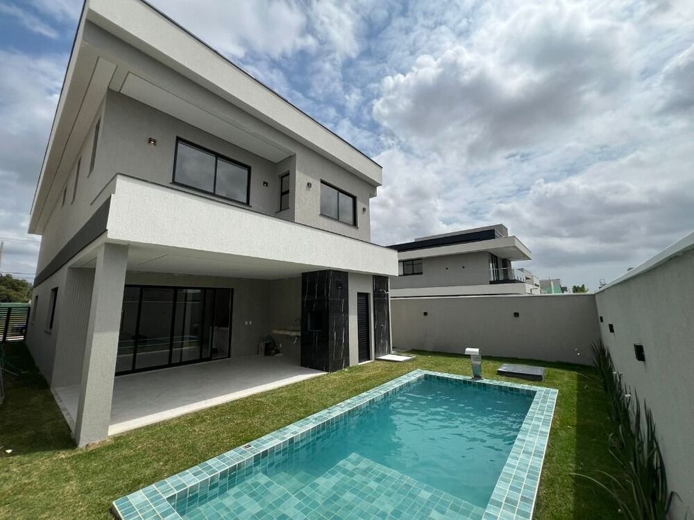 Casa de Condomínio à venda com 4 quartos, 254m² - Foto 1