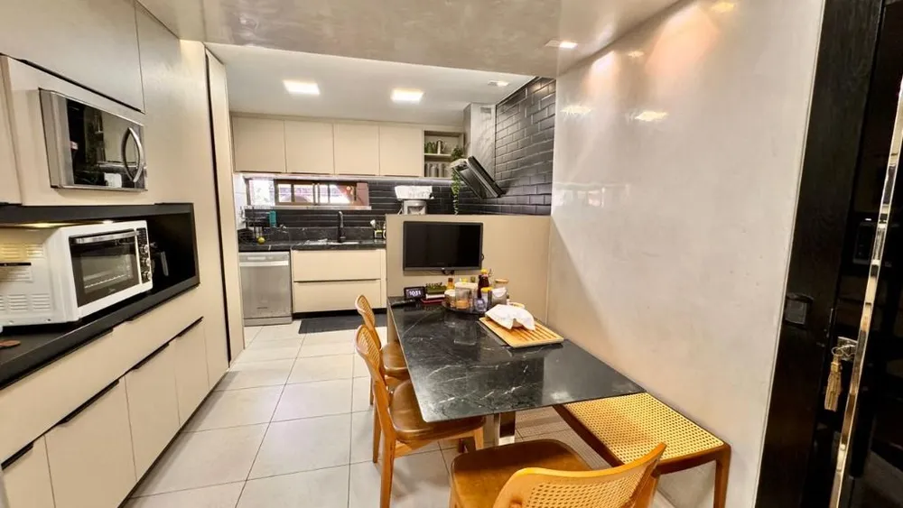 Apartamento, 4 quartos, 231 m² - Foto 9