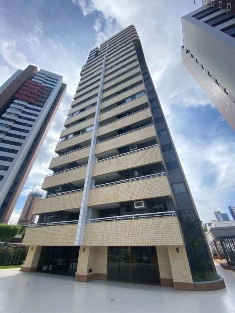 Apartamento à venda com 3 quartos, 117m² - Foto 1