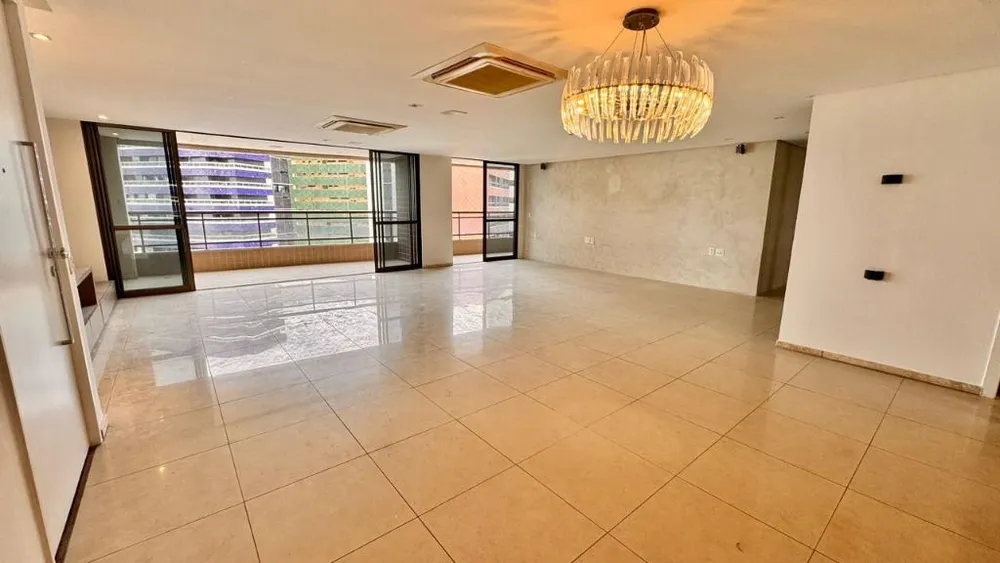 Apartamento, 3 quartos, 232 m² - Foto 2