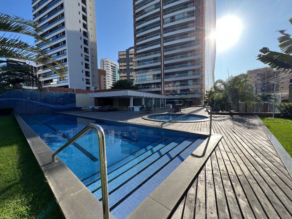 Apartamento à venda com 3 quartos, 123m² - Foto 4
