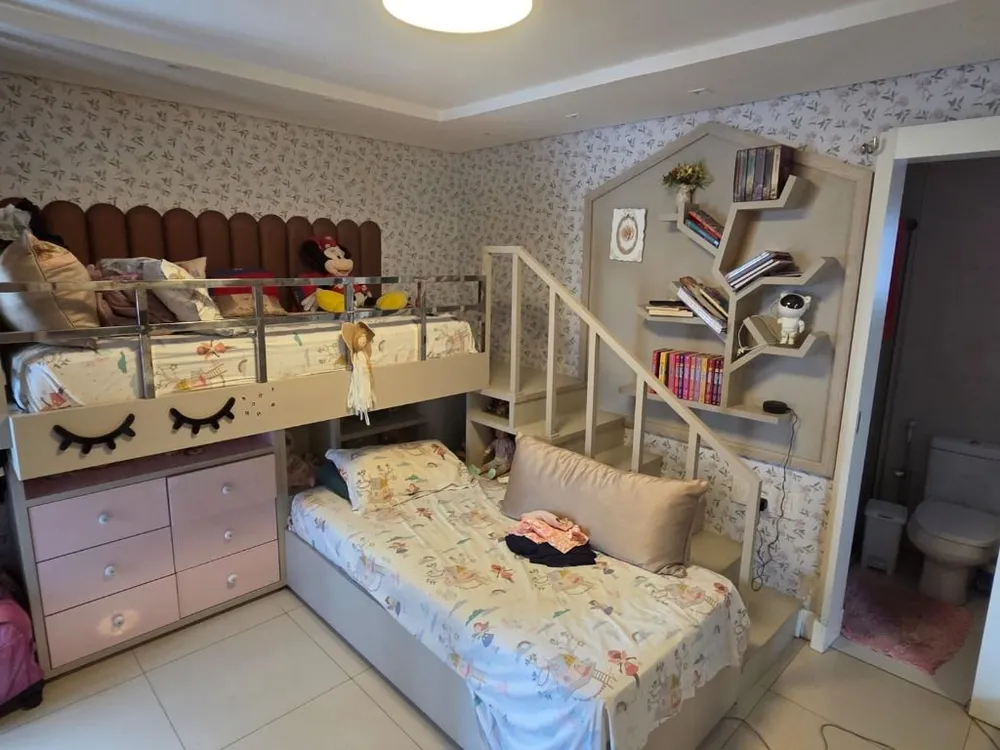 Apartamento, 3 quartos, 177 m² - Foto 1