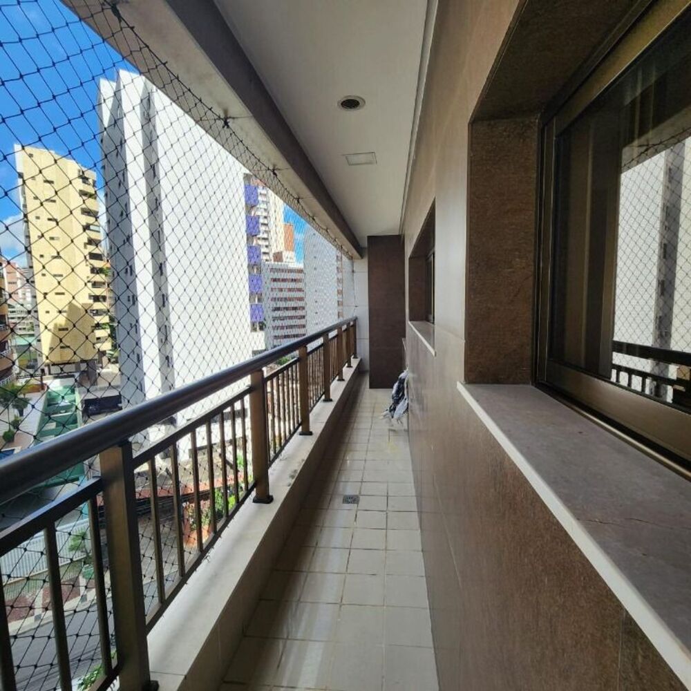 Apartamento à venda com 3 quartos, 114m² - Foto 3