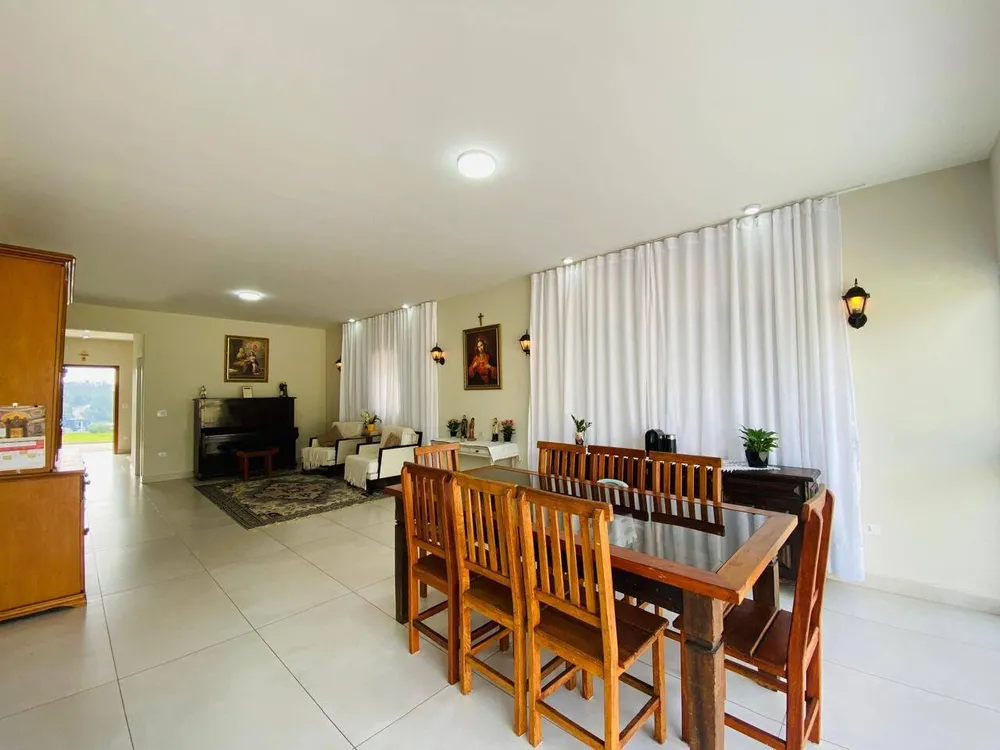 Casa, 5 quartos, 270 m² - Foto 4