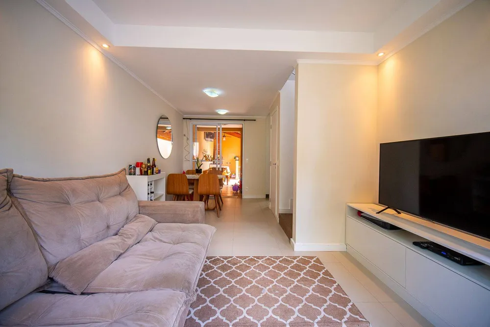 Casa, 2 quartos, 68 m² - Foto 1