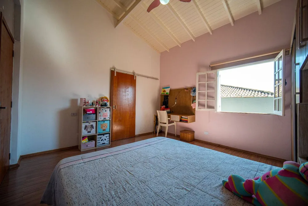 Casa, 3 quartos, 231 m² - Foto 3