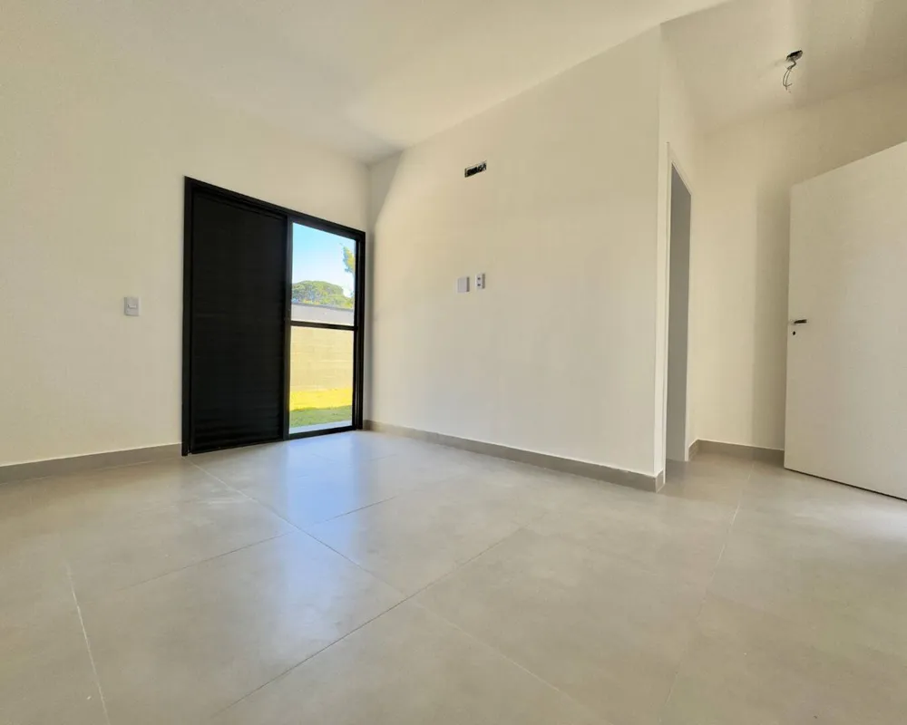 Casa, 3 quartos, 245 m² - Foto 2
