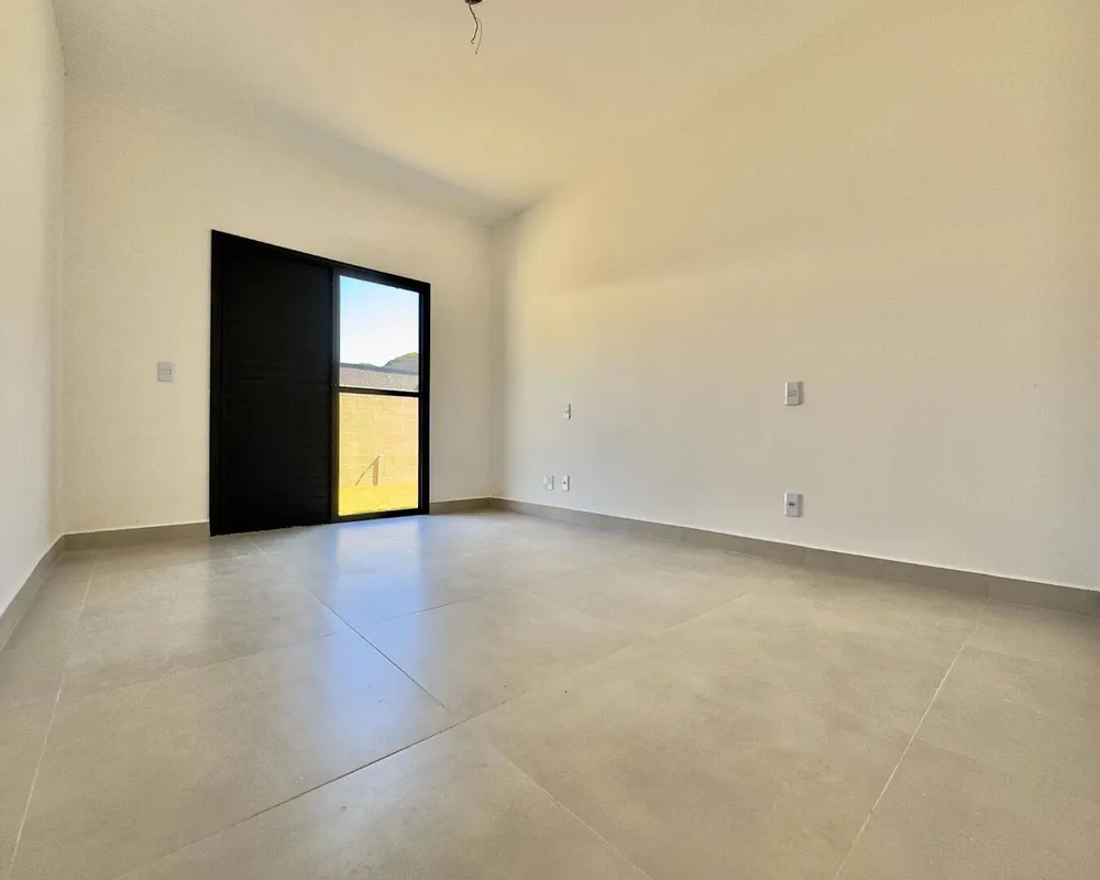 Casa, 3 quartos, 245 m² - Foto 6