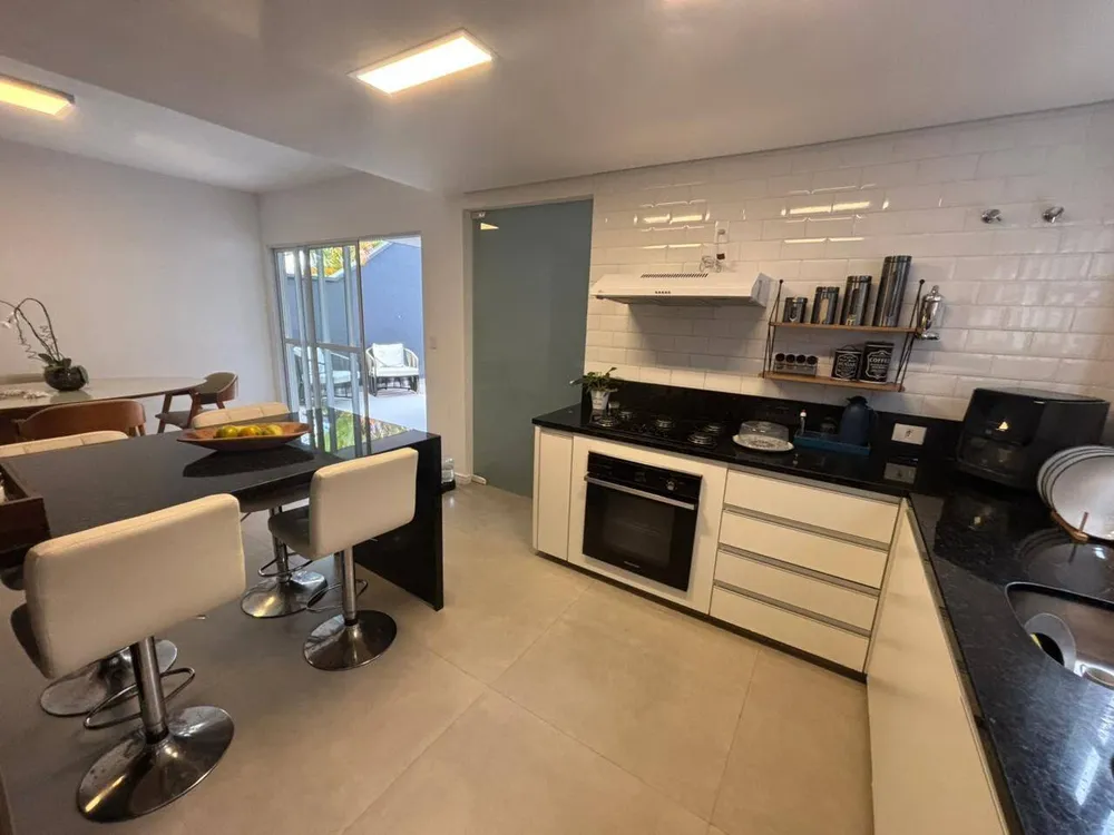 Casa, 4 quartos, 300 m² - Foto 5