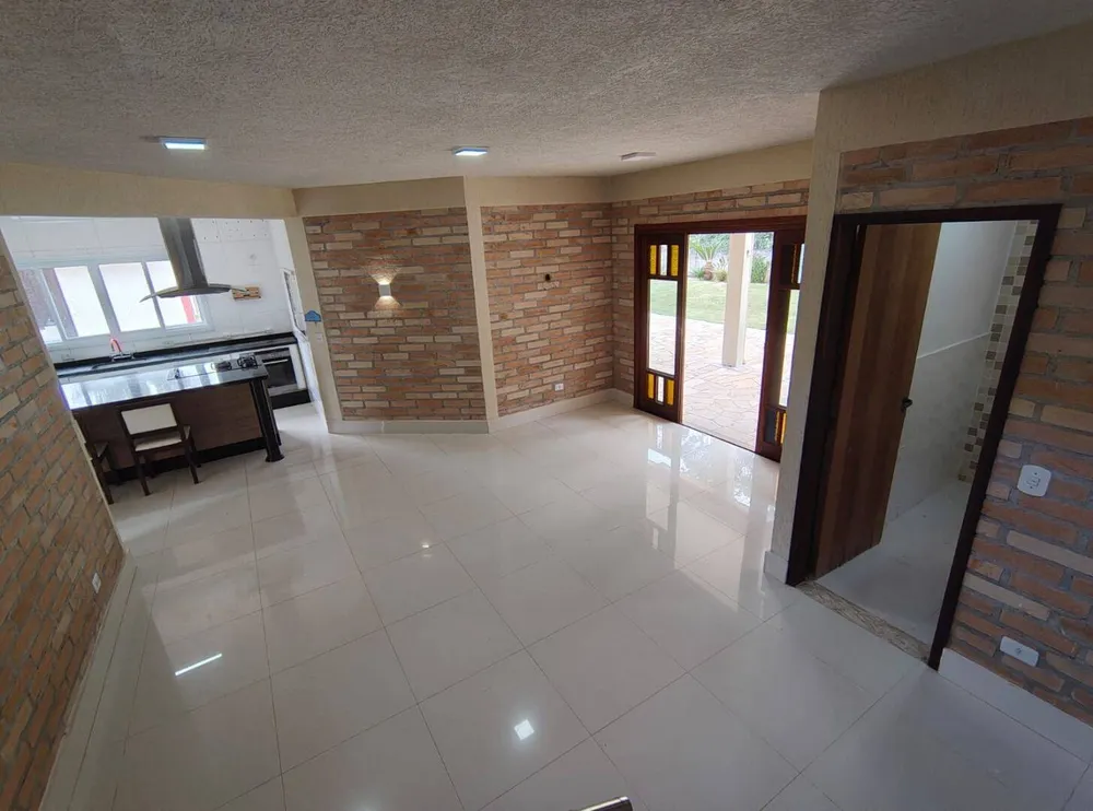 Casa, 3 quartos, 320 m² - Foto 2