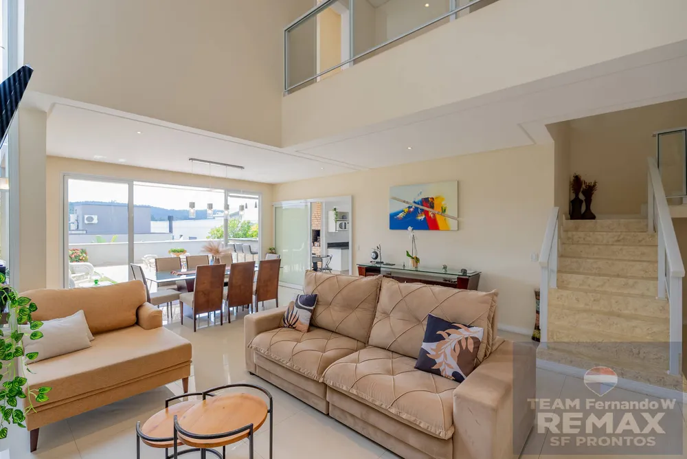 Casa, 3 quartos, 315 m² - Foto 4
