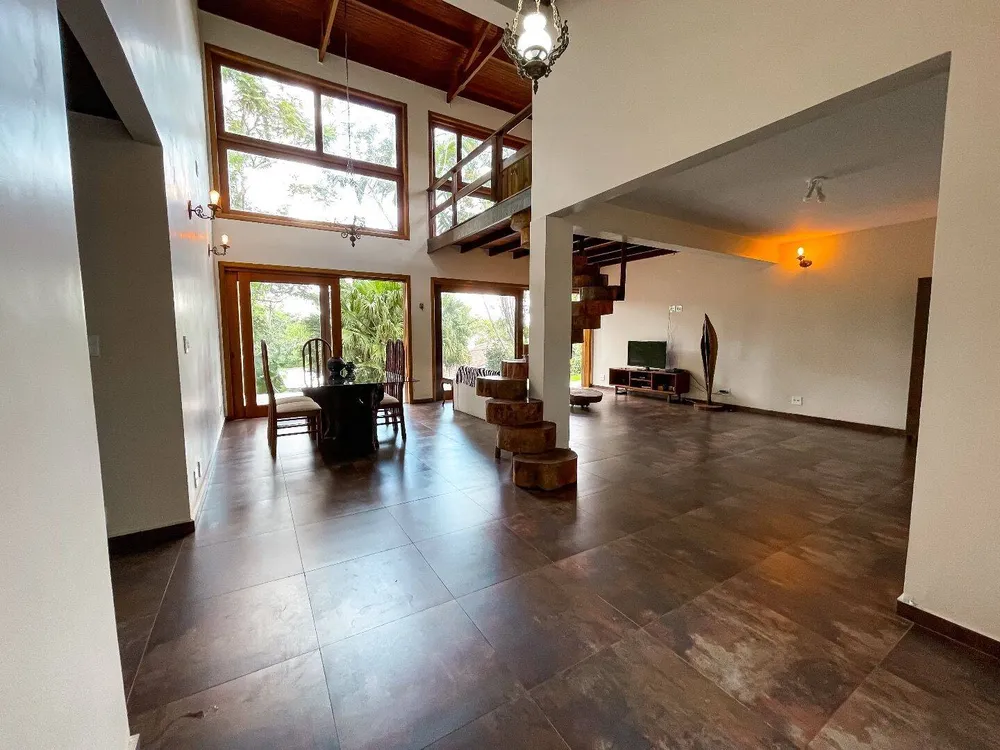 Casa, 3 quartos, 370 m² - Foto 1