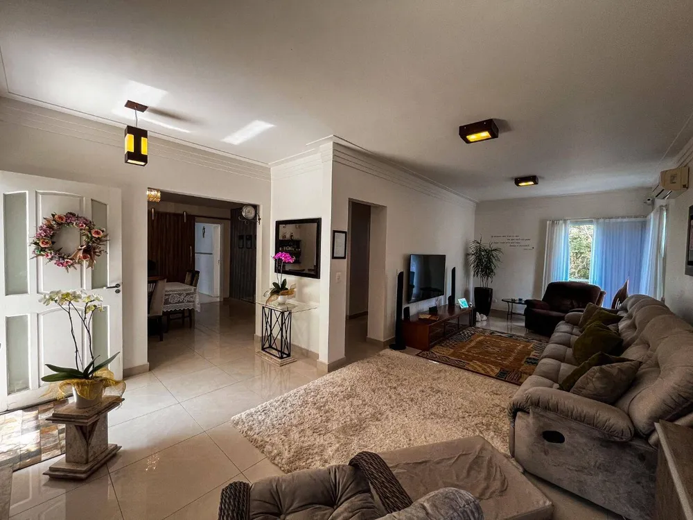 Casa, 4 quartos, 360 m² - Foto 2