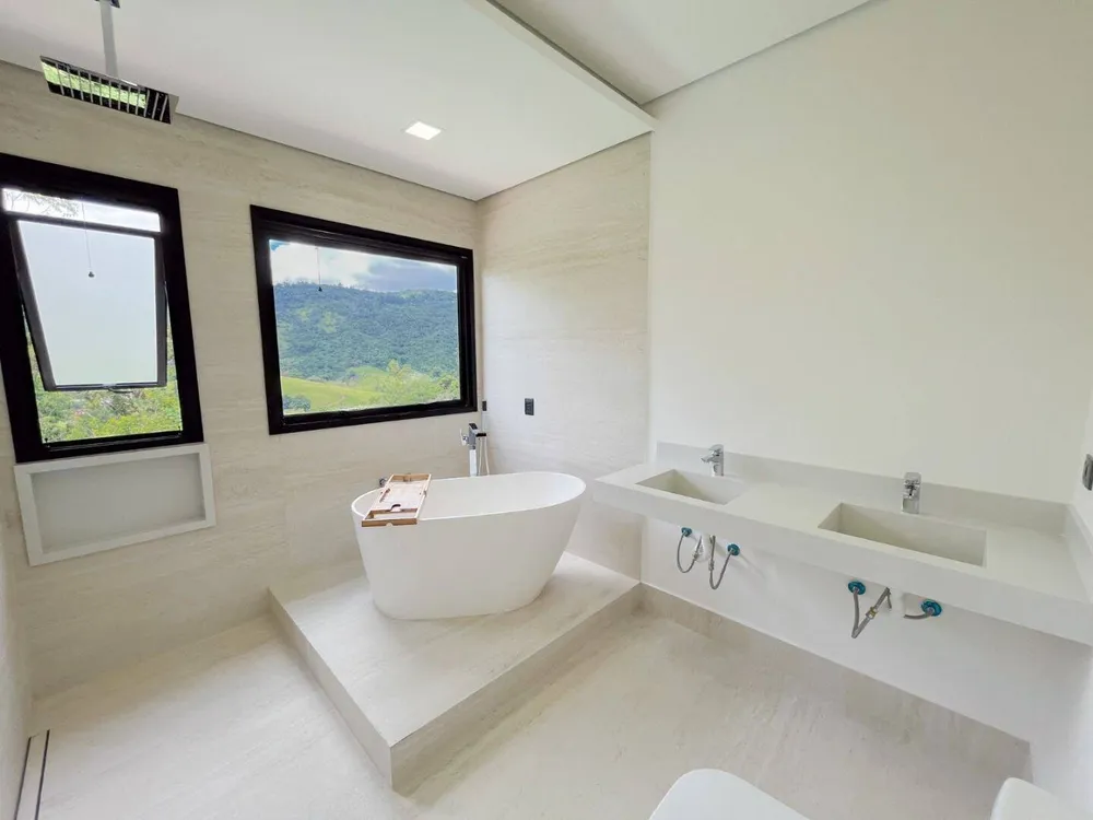 Casa, 4 quartos, 318 m² - Foto 8