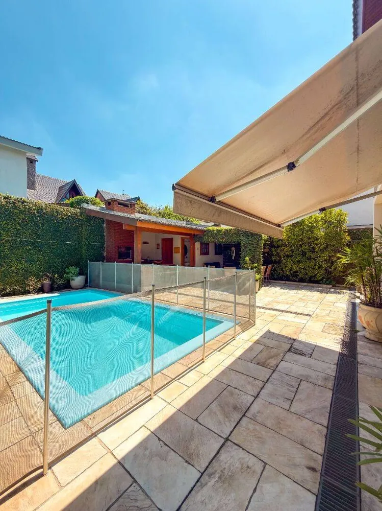 Casa, 4 quartos, 270 m² - Foto 1