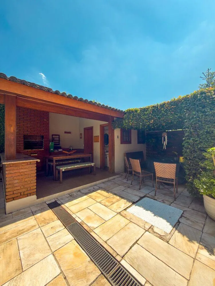 Casa, 4 quartos, 270 m² - Foto 8