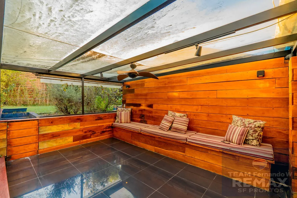 Casa, 3 quartos, 240 m² - Foto 1