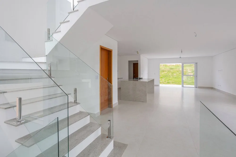 Casa, 3 quartos, 266 m² - Foto 1