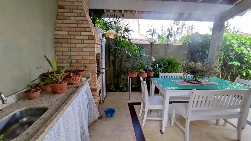 Casa, 4 quartos, 230 m² - Foto 8