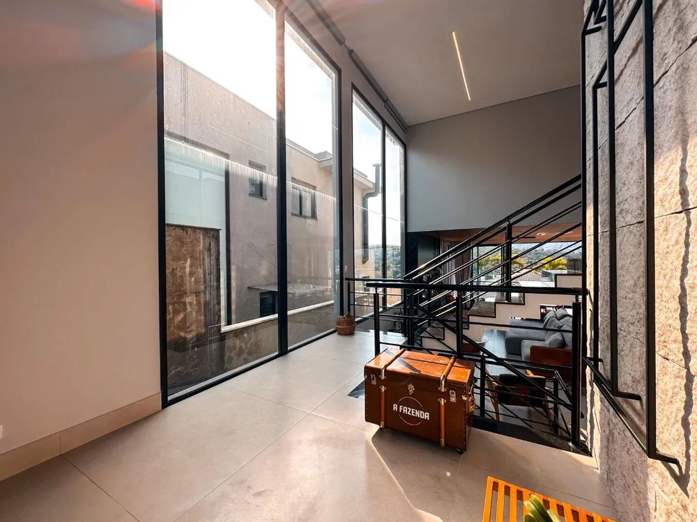 Casa, 4 quartos, 347 m² - Foto 2