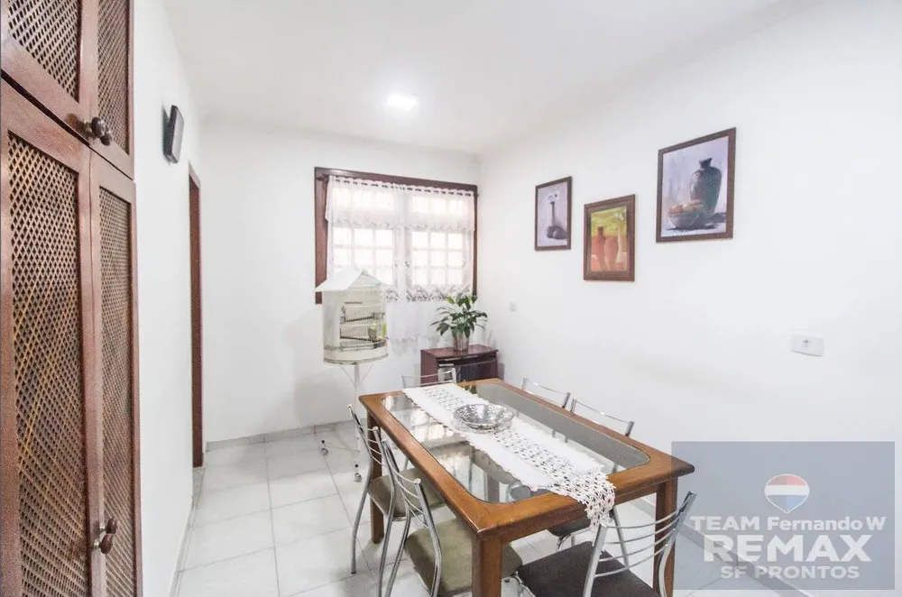 Casa, 4 quartos, 262 m² - Foto 2