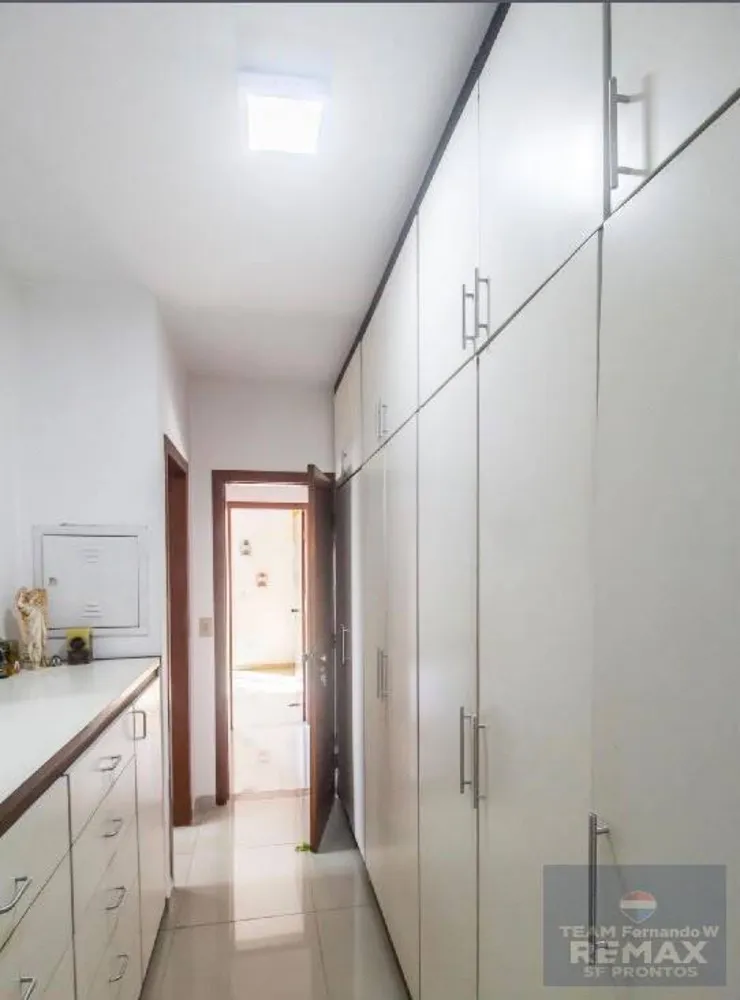 Casa, 4 quartos, 262 m² - Foto 11