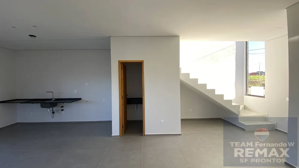 Casa, 3 quartos, 130 m² - Foto 2