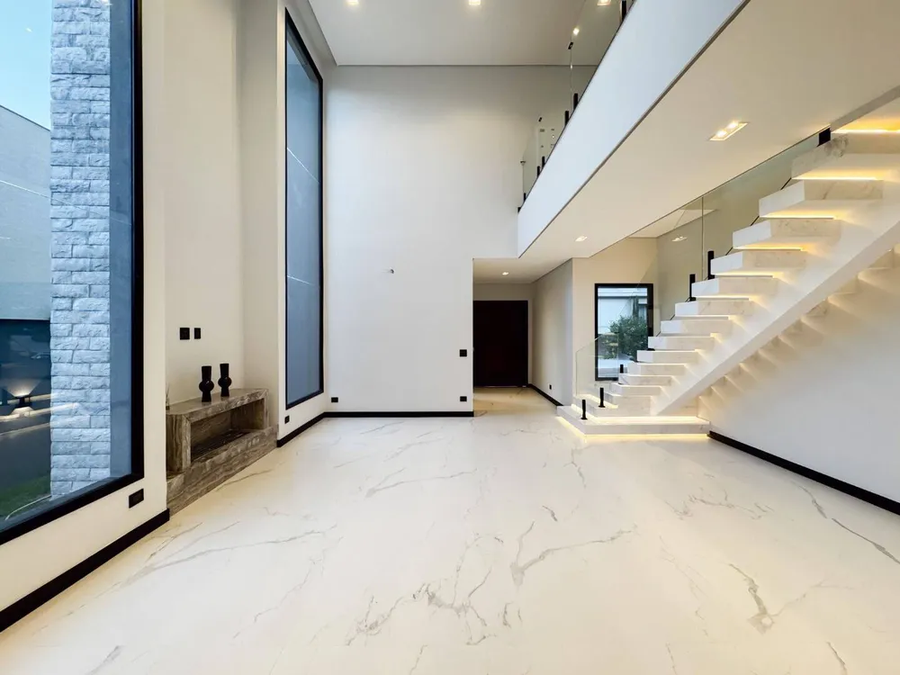 Casa, 4 quartos, 361 m² - Foto 2