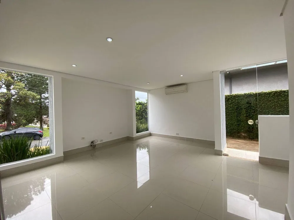 Casa, 4 quartos, 422 m² - Foto 1