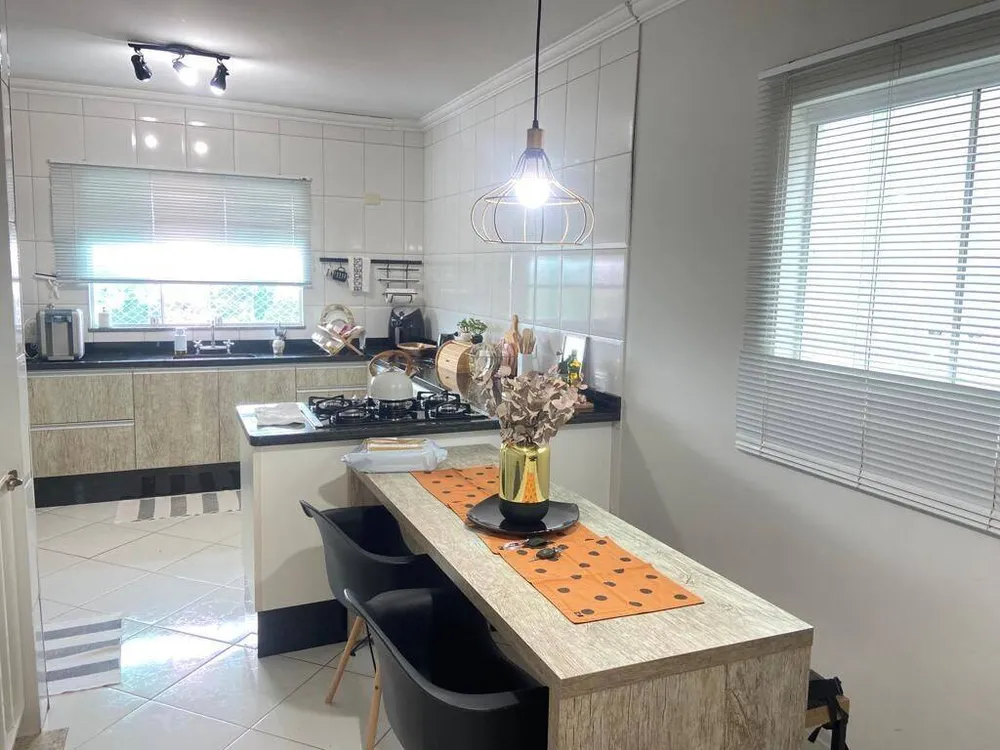 Casa, 3 quartos, 240 m² - Foto 7